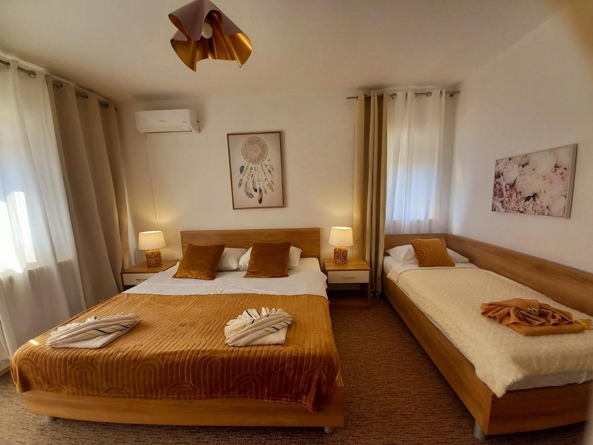 Studio Apartmani “Jarnecic” Krk Town Eksteriør billede